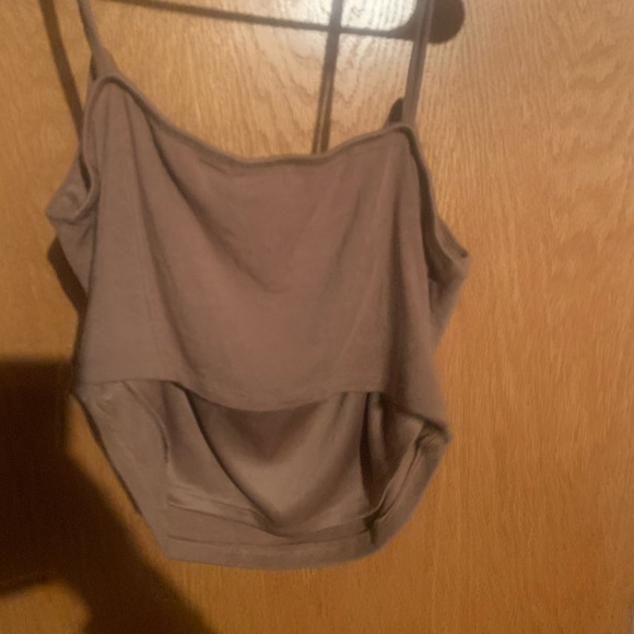 Brown/tan crop top - Picture 3 of 3